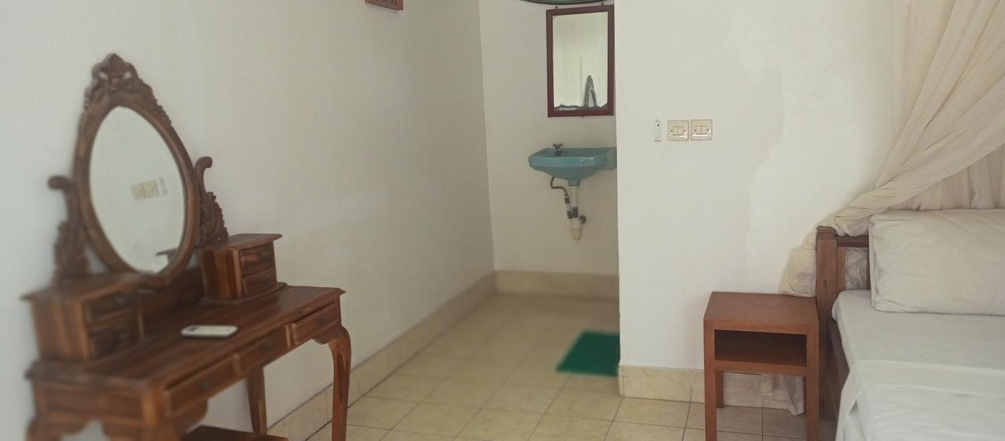 Sunrise Cafe Bungalows Amed  Room photo