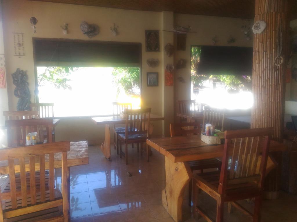 Sunrise Cafe Bungalows Amed  Exterior photo
