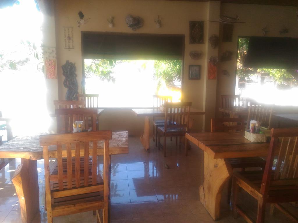 Sunrise Cafe Bungalows Amed  Exterior photo