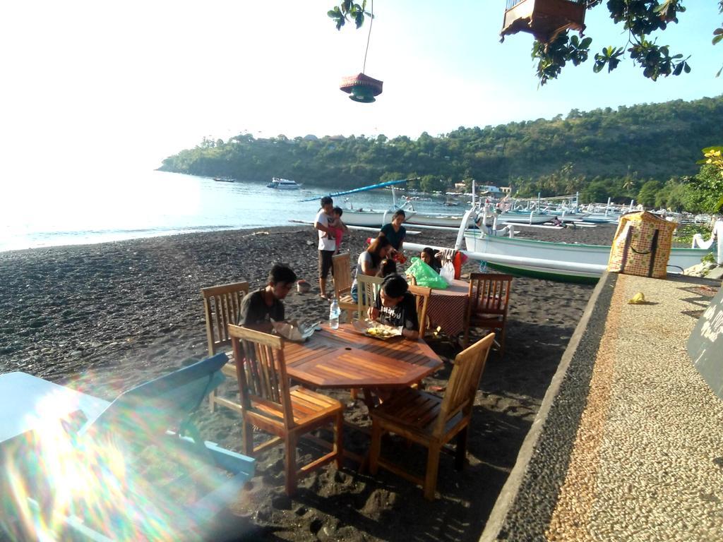 Sunrise Cafe Bungalows Amed  Exterior photo